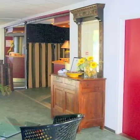 Hotel Gabhouse - Lyon Gerland - Living Vénissieux